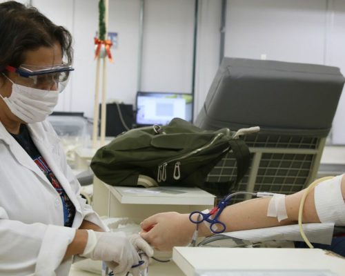 Doadores no centro de coleta da Fundação Pró-Sangue Hemocentro São Paulo